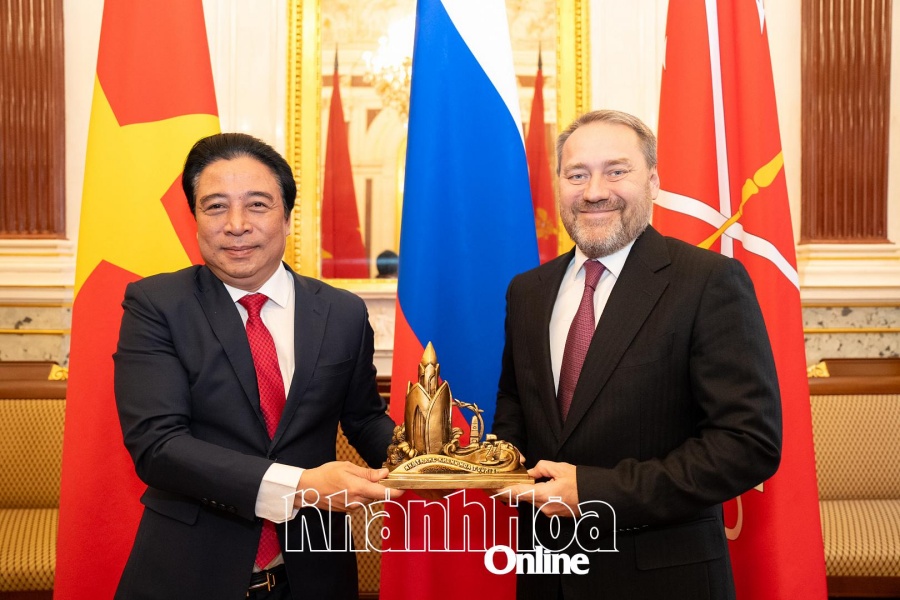 HĐND tỉnh Khánh Hòa và Hội đồng Lập pháp thành phố Saint Petersburg: Ký kết hợp tác, thúc đẩy quan hệ hữu nghị