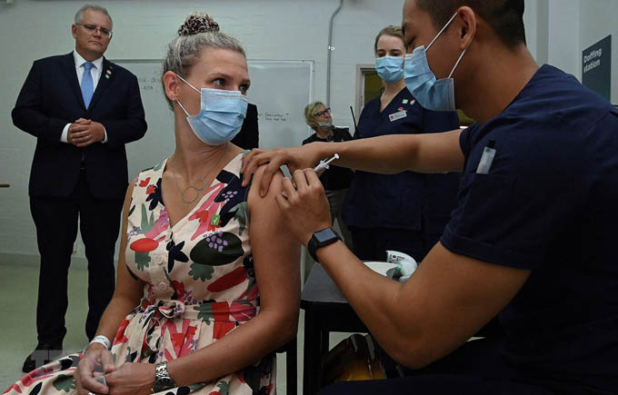 5 nước nhất trí phê duyệt nhanh vắcxin ngừa các biến thể mới của virus