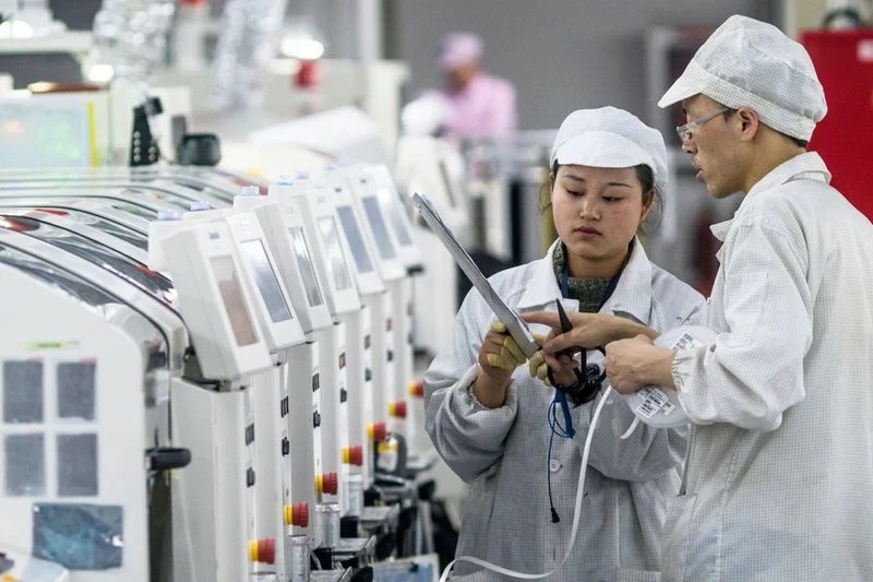 Apple sẽ thay thế công nhân bằng robot
