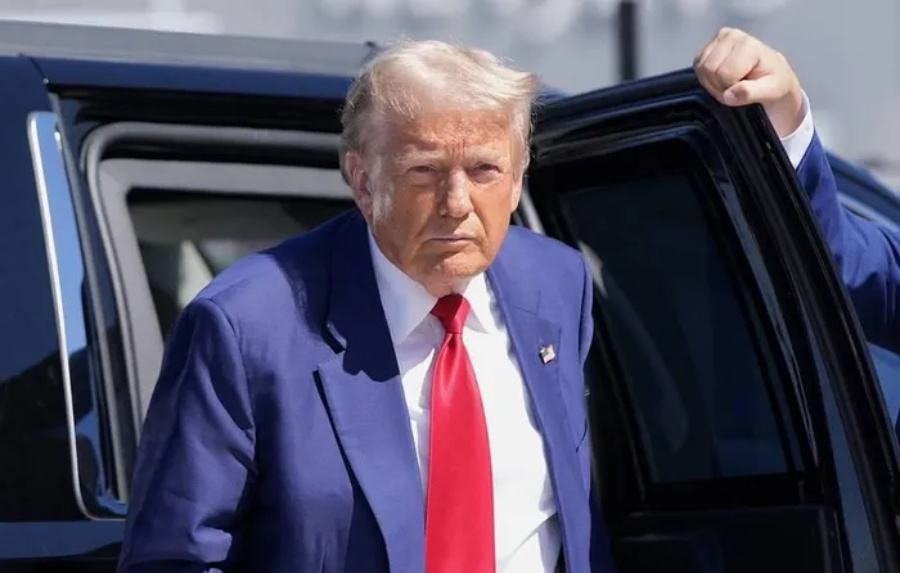 Cựu Tổng thống Trump nghi bị ám sát hụt lần hai