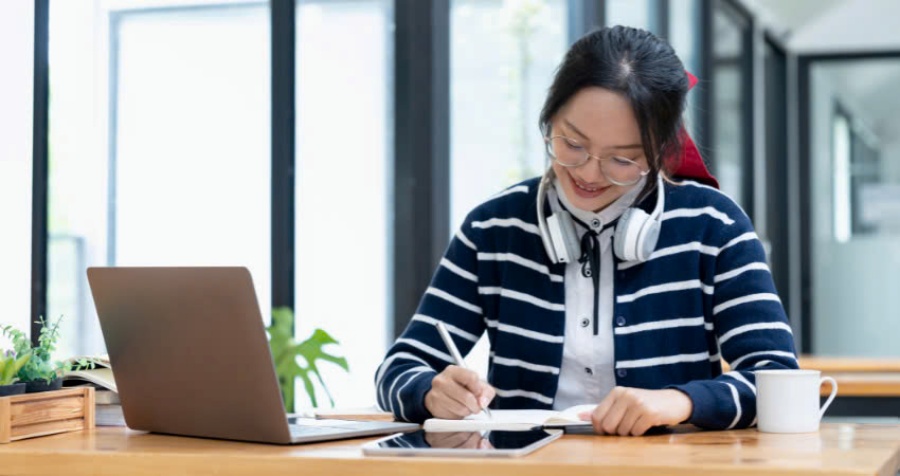 Tự học thời 4.0: 'Cánh cửa thần kỳ' mở lối thành công