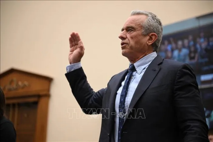 Bầu cử Mỹ 2024: Ứng cử viên độc lập Robert F. Kennedy Jr. rút khỏi cuộc đua