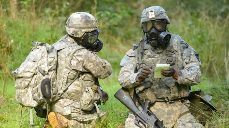 EU lo ngại việc Mỹ ngừng cung cấp vũ khí cho Ukraina