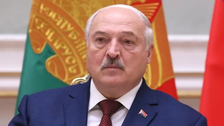Đồng minh thân thiết của Nga hành động 'nóng' tại biên giới với Ukraine