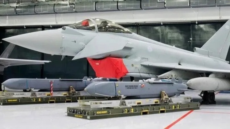 Anh vẫn cấm Ukraine sử dụng tên lửa Storm Shadow tấn công Nga