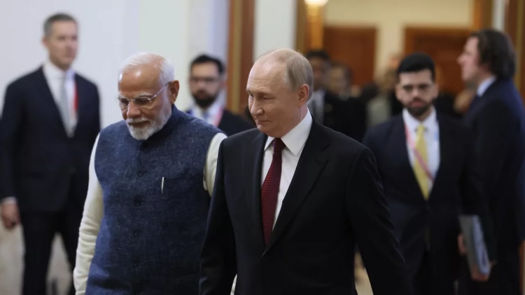 Tổng thống Nga Vladimir Putin và Thủ tướng Ấn Độ thảo luận về xung đột Ukraina ở Kazan