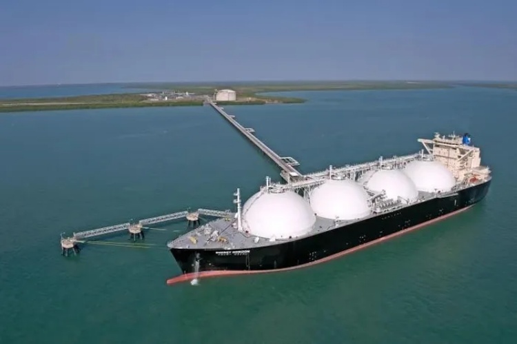Sau gói trừng phạt thứ 14 nhằm vào Nga, LNG Moscow 