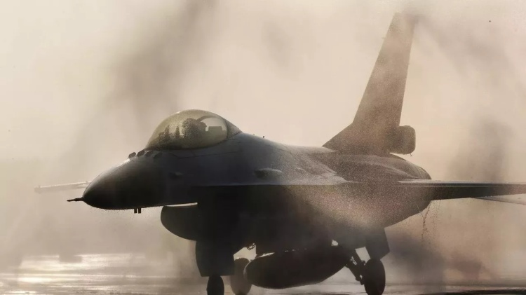WSJ đưa tin về vấn đề đạn dược của tiêm kích F-16 chuyển giao cho Kiev