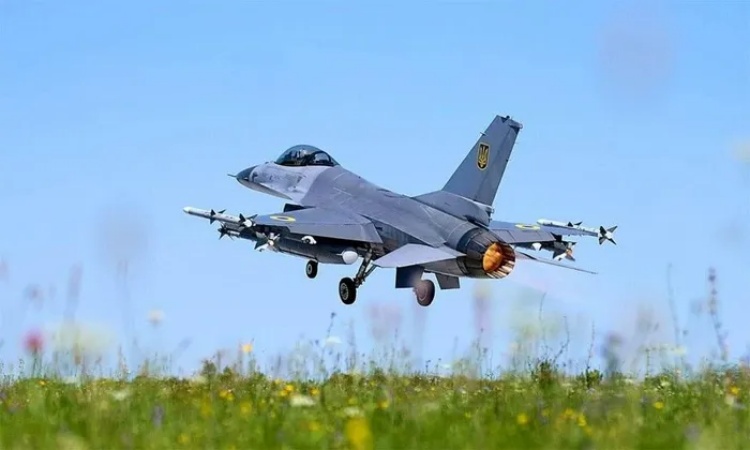 Tìm mọi cách để sở hữu F-16, Ukraine lại tự bắn rơi một tiêm kích quý?