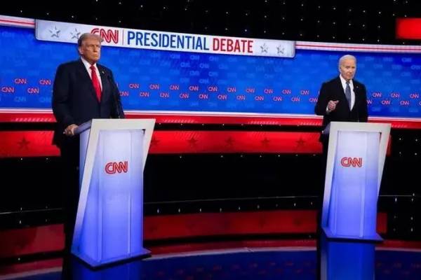 Tổng thống Biden bị kêu gọi từ chức sau cuộc tranh luận 'thảm họa'