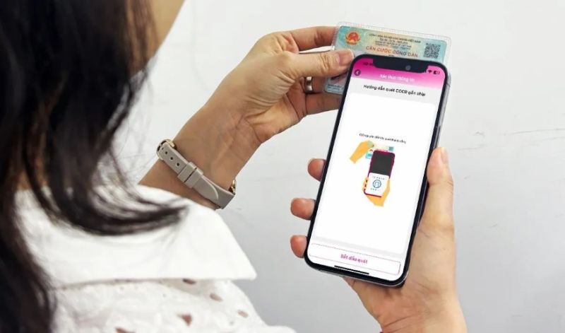 Chưa có CCCD gắn chip, xác thực sinh trắc học để thực hiện giao dịch ngân hàng thế nào?