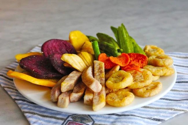 4 loại đồ ăn vặt này rất ngon nhưng lượng muối lại đáng sợ, tốt nhất bạn nên ăn ít để tốt cho sức khỏe