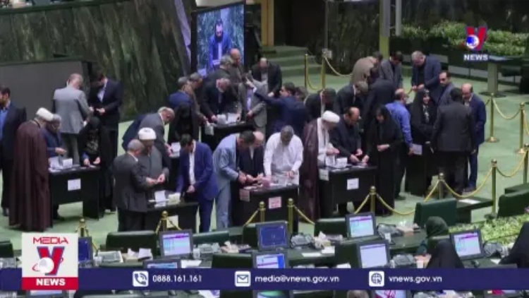 Iran kêu gọi EU đối thoại để giải quyết các mâu thuẫn