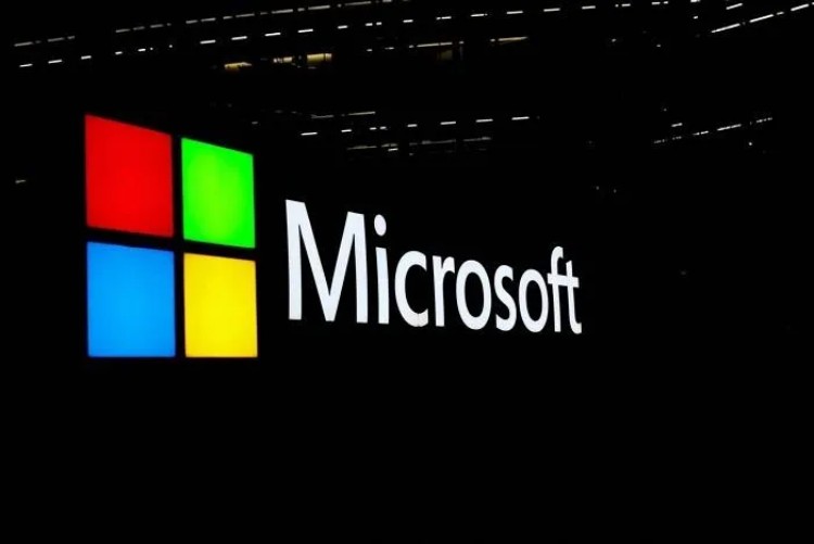Sự cố điện toán đám mây của Microsoft đánh sập hoạt động hàng không, ngân hàng, trường học