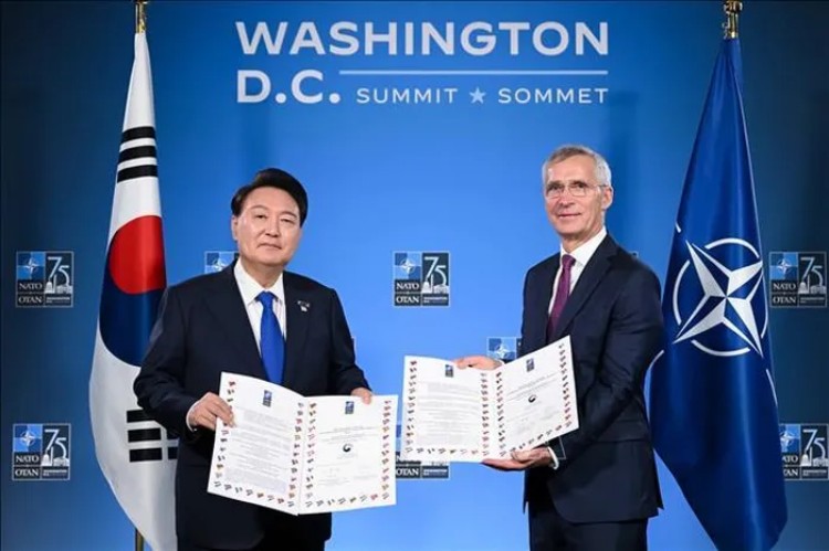 NATO mở rộng mạng lưới tại châu Á