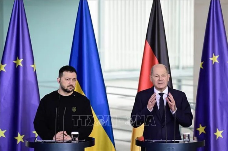 Lý do Đức bất ngờ cắt giảm viện trợ lớn cho Ukraine