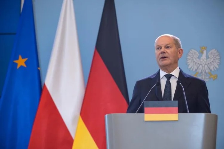 Thủ tướng Đức Olaf Scholz từ chối yêu cầu bắn hạ tên lửa Nga