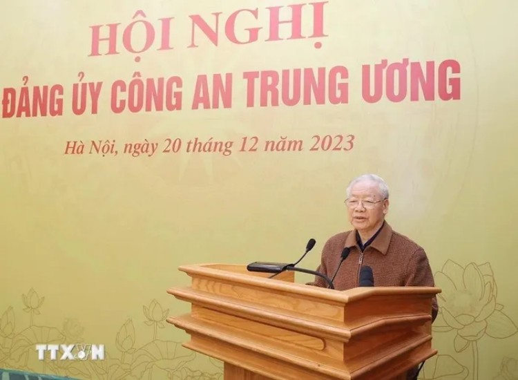 Tổng Bí thư Nguyễn Phú Trọng: Công an và Quân đội là 'lá chắn' bảo vệ đất nước