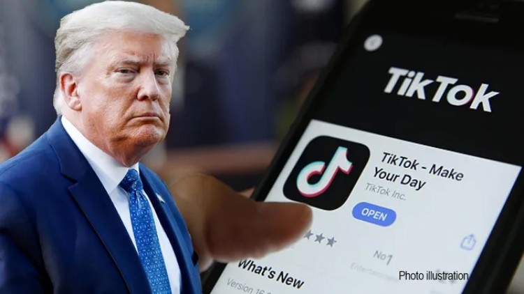Động thái bất ngờ của ông Trump