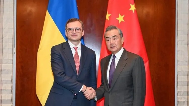 Kiev mời Bộ trưởng Ngoại giao Trung Quốc thăm Ukraine