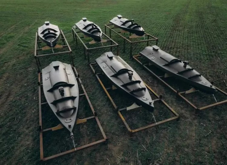 Nga tung chiêu 'nắn gân' tàu không người lái của Ukraine
