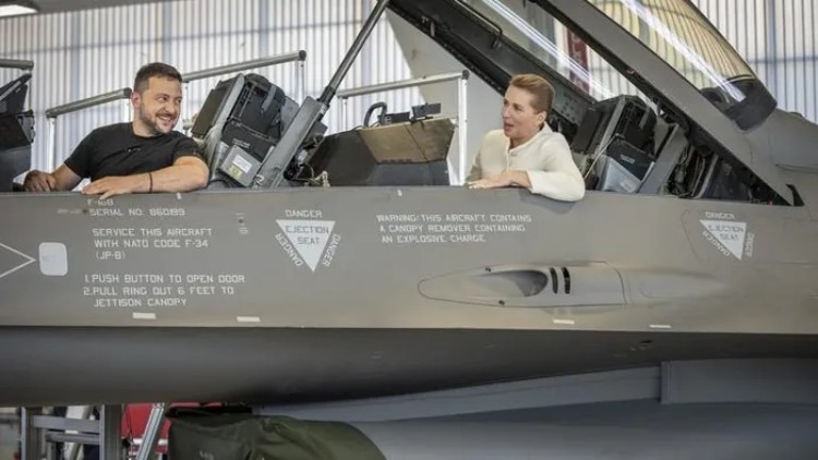 Tổng thống Zelensky phàn nàn phương Tây quá chậm trong việc chuyển giao F-16