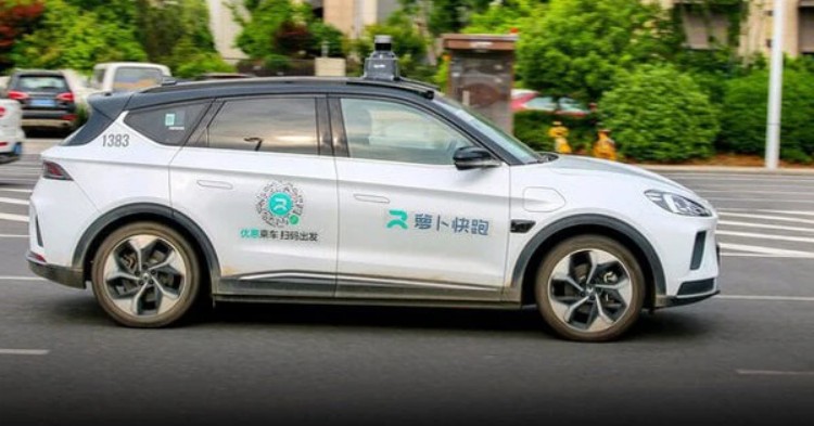 Taxi tự hành bùng nổ tại Trung Quốc