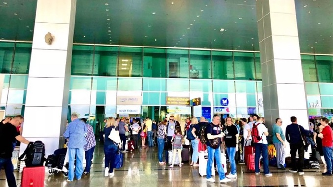 Khách Nga ồ ạt sang Việt Nam: Việt – Nga xem xét mở thêm đường bay, tăng số chuyến