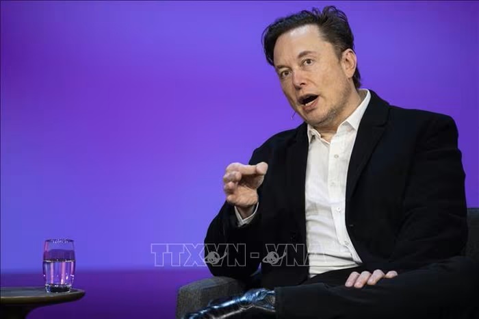 Trận chiến kiểm duyệt internet giữa người giàu nhất và nước đông dân nhất thế giới