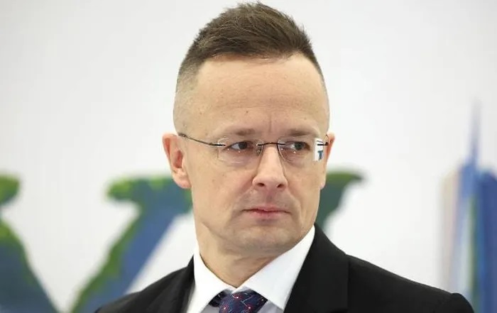 Bộ trưởng Ngoại giao Hungary chỉ trích lệnh trừng phạt của EU đối với Nga