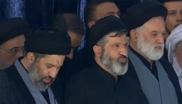 Ba người con của cố Lãnh tụ Tối cao Iran xuất hiện tại tang lễ cha
