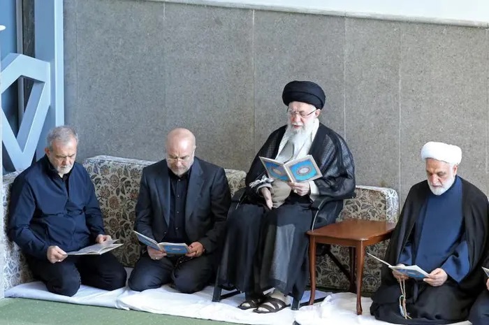Lãnh tụ Iran tuyên bố Tehran và các đồng minh sẽ không lùi bước trước Israel