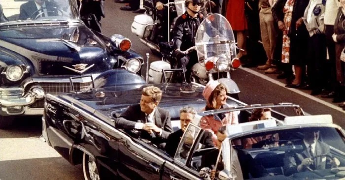 Ẩn tình khiến tài liệu mật vụ ám sát Tổng thống Kennedy chưa công bố