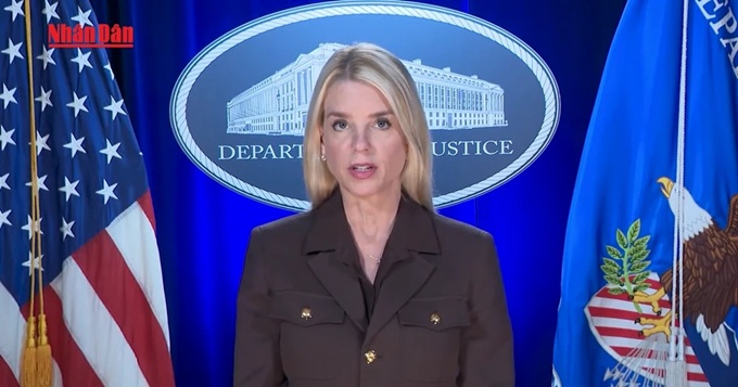 Mỹ treo thưởng 50 triệu USD nhằm bắt giữ Tổng thống Venezuela N. Maduro