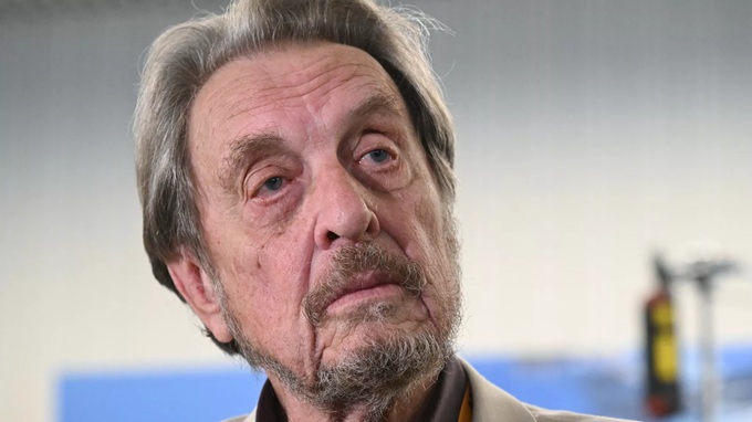 Cha của Elon Musk: Phương Tây đang cố tình thổi phồng mối đe dọa từ Nga