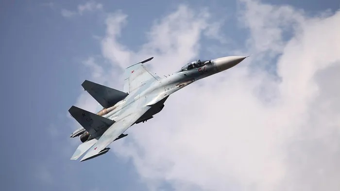 Nga bắn rơi máy bay chiến đấu Su-27 của Ukraine