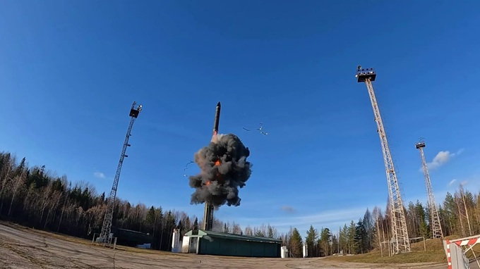 Chuyên gia chính trị: Việc phát triển tên lửa của Nga khôi phục thế cân bằng răn đe hạt nhân