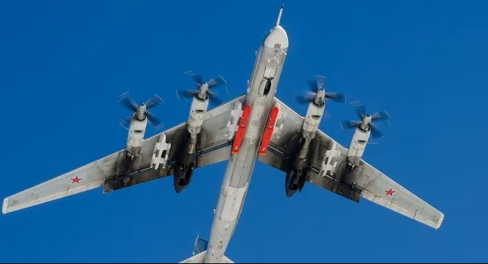 Tên lửa Kh-101 gấp đôi sức mạnh, đầu đạn 800kg 'xé toạc' mục tiêu: Bí mật công nghệ đáng sợ