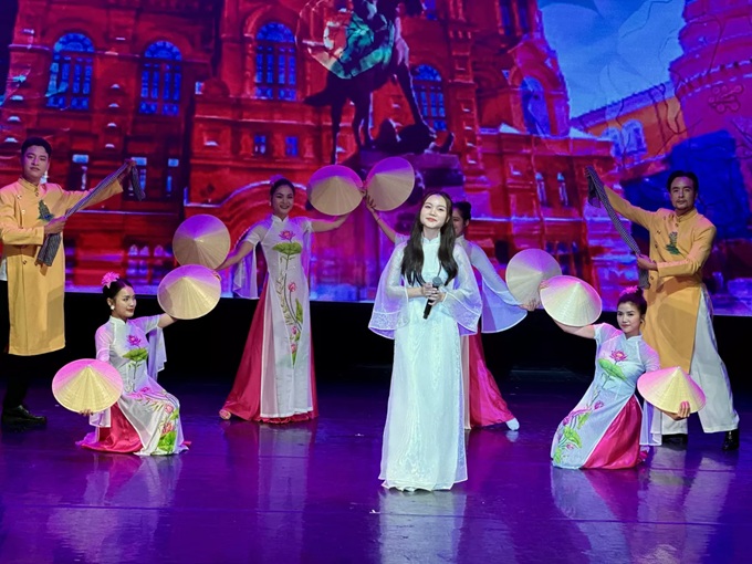 Một đêm giữa trời Moskva mà trái tim lại đập theo nhịp Việt Nam