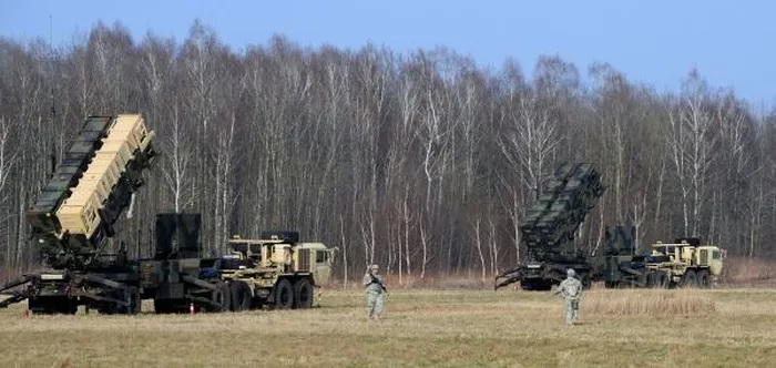 Khoảnh khắc trận địa Patriot của Ukraine bị tên lửa Nga hủy diệt