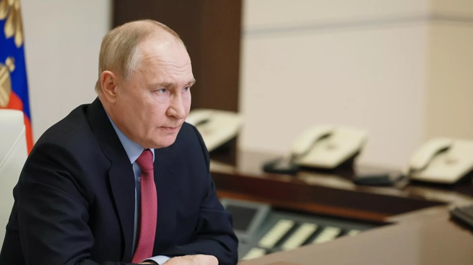 Tổng thống Putin nghe báo cáo về diễn biến chiến sự ở tỉnh Kursk
