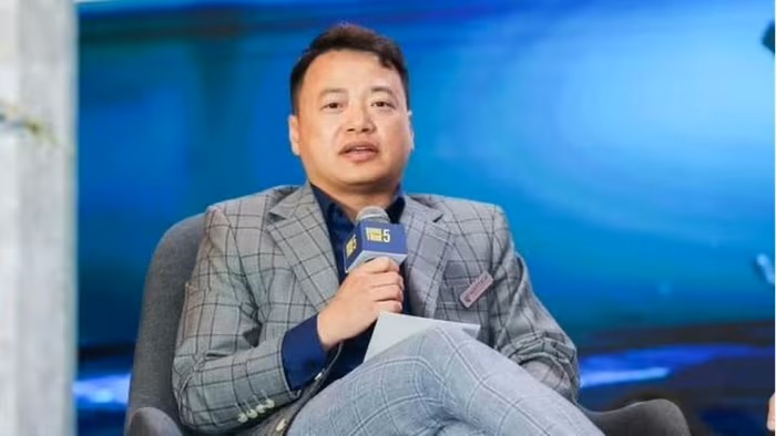 'Shark' Bình bị khởi tố thêm tội trốn thuế