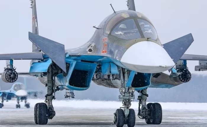 Su-34 Nga 'lột xác' thành chiến cơ trinh sát đa năng