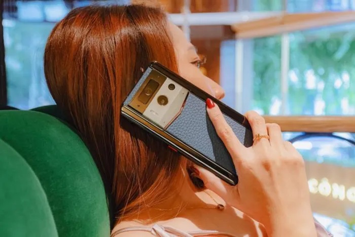 Vertu Metavertu 2 siêu bảo mật - lựa chọn yêu thích của giới thượng lưu Việt Nam