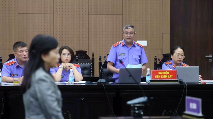 ''Không phải tiền từ trên trời rơi xuống'': VKS nói rõ hậu quả vụ án liên quan đến bà Kim Tiến