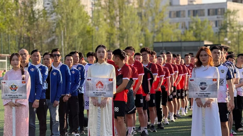 Việt Nam thu nhỏ giữa lòng Moskva: Khai mạc giải bóng đá mùa hè 2026