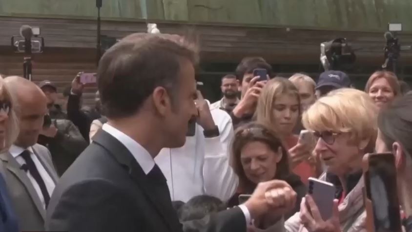 Tỷ lệ ủng hộ Tổng thống Pháp thấp kỷ lục