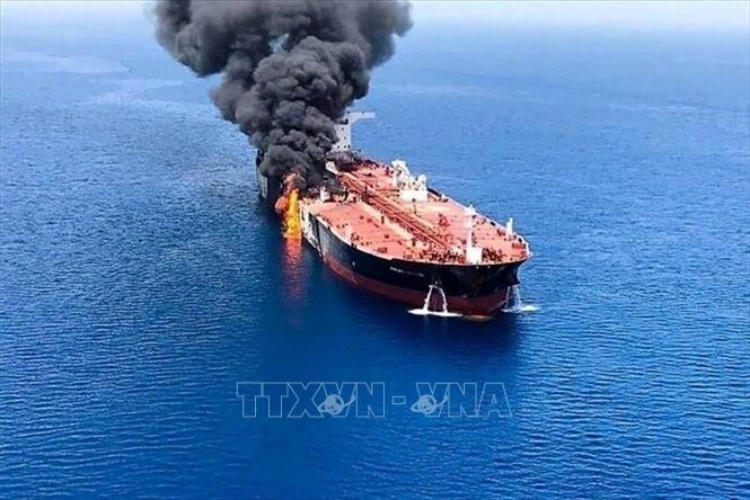 Houthi thừa nhận tấn công tàu chở hàng ở vịnh Aden