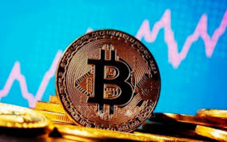 Giá Bitcoin lần đầu vượt mốc 100.000 đô la Mỹ