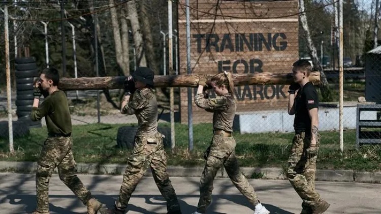 The Times: Chiến dịch huy động lực lượng của Ukraine ngày càng 'bạo lực'